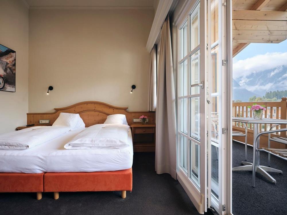 Bed & Breakfast Hotel Garni Pinzgau, Fabian Huettl