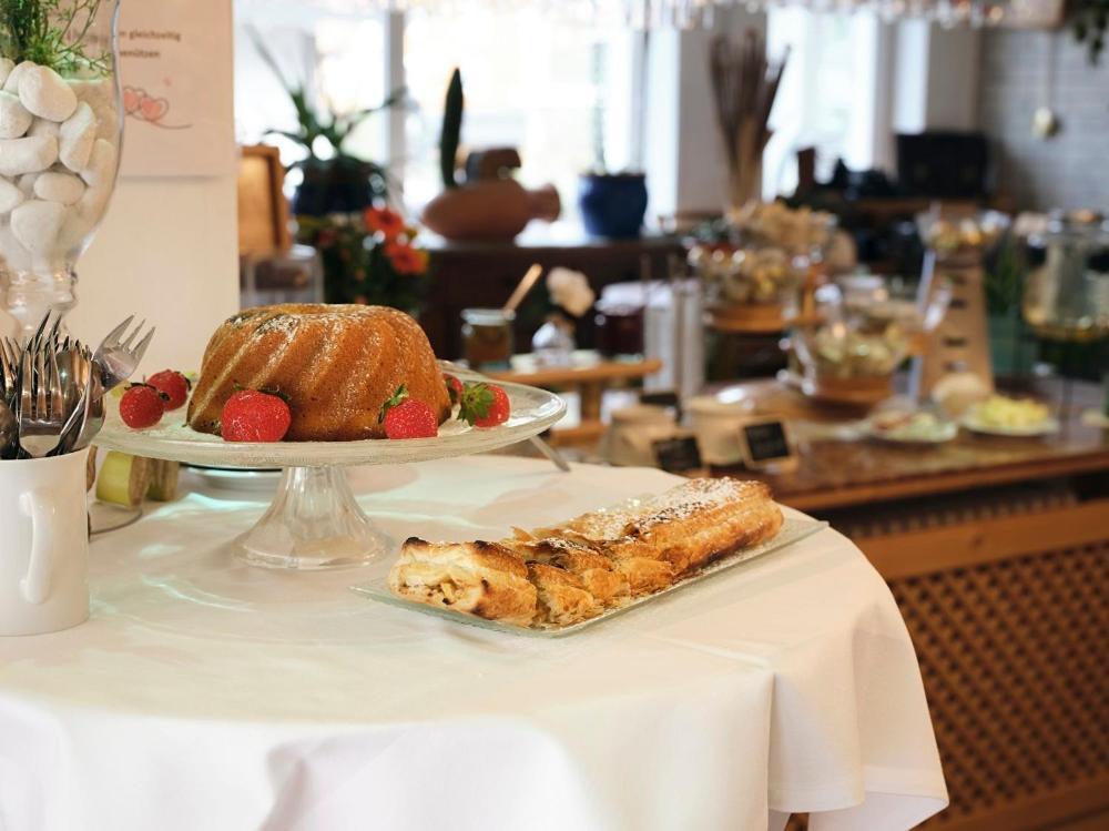 Hotel Garni Pinzgau, Fabian Huettl 3* Neukirchen am Grossvenediger